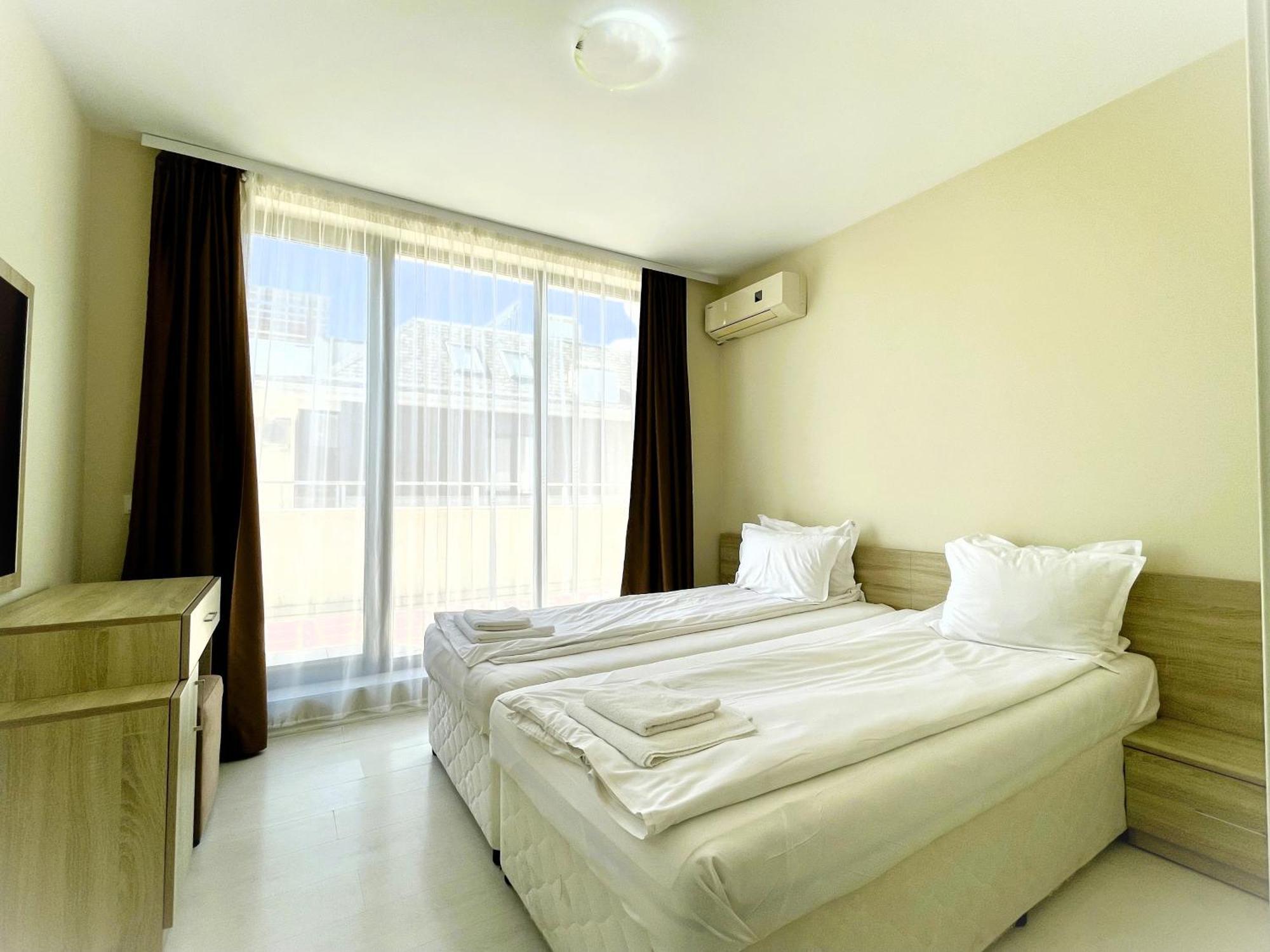 Apartments Stamopolu Lux With Pool View Primorsko Exterior photo